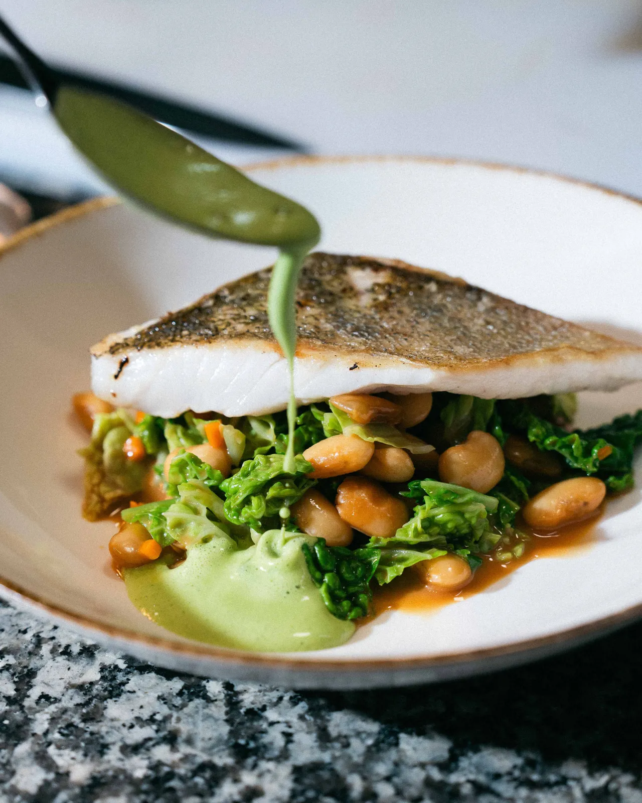 Fish with vegetables and oil